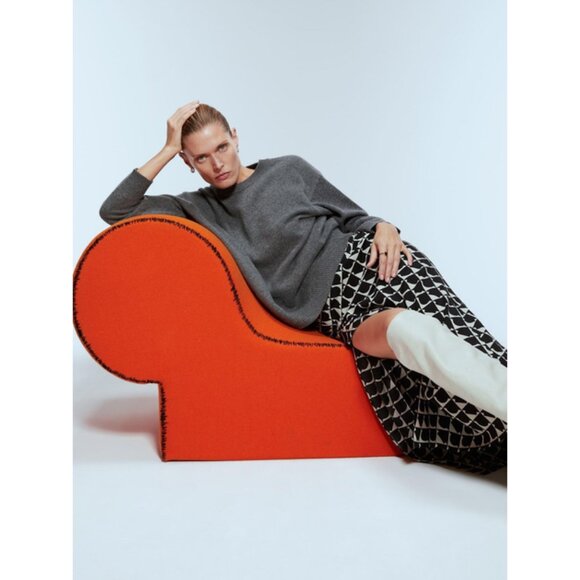 ZARA BLACK & CREAM GEOMETRIC PATTERN SLIT SKIRT, SIZE: XS, LIKE NEW - Picture 4 of 9